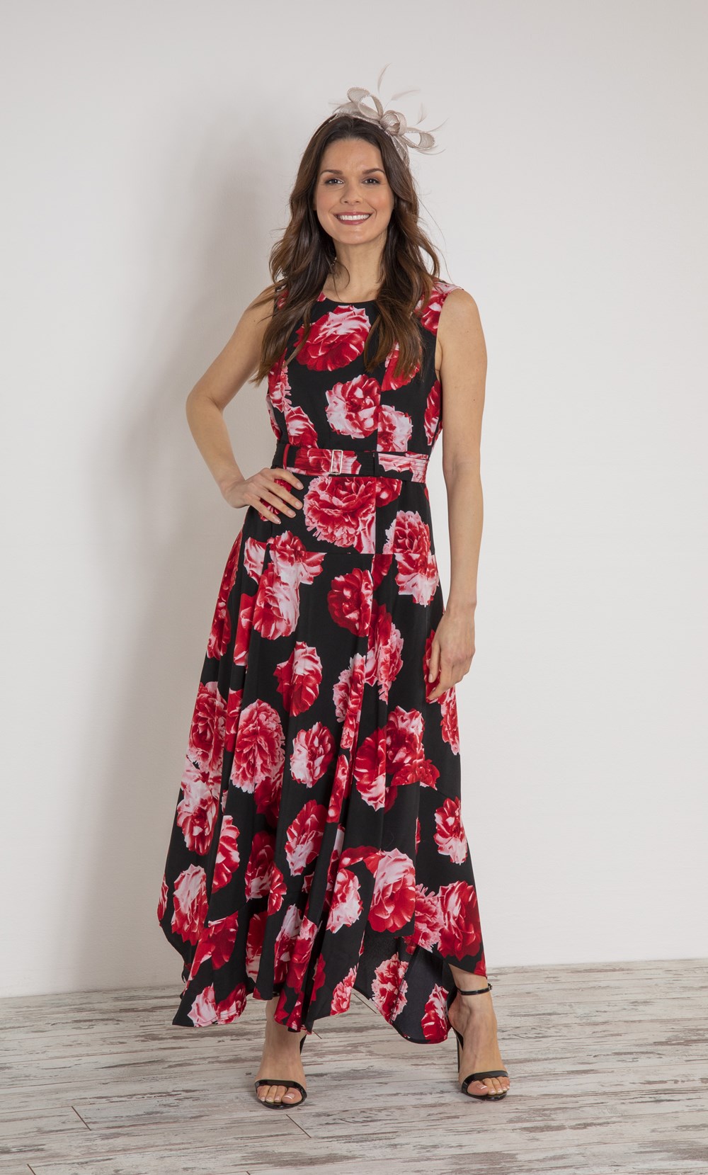 Floral Printed Sleeveless Maxi Dress With Belt