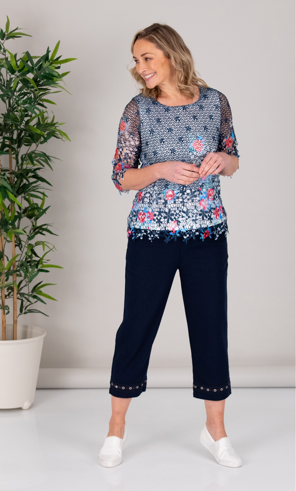 Anna Rose Border Print Lace Layer Top