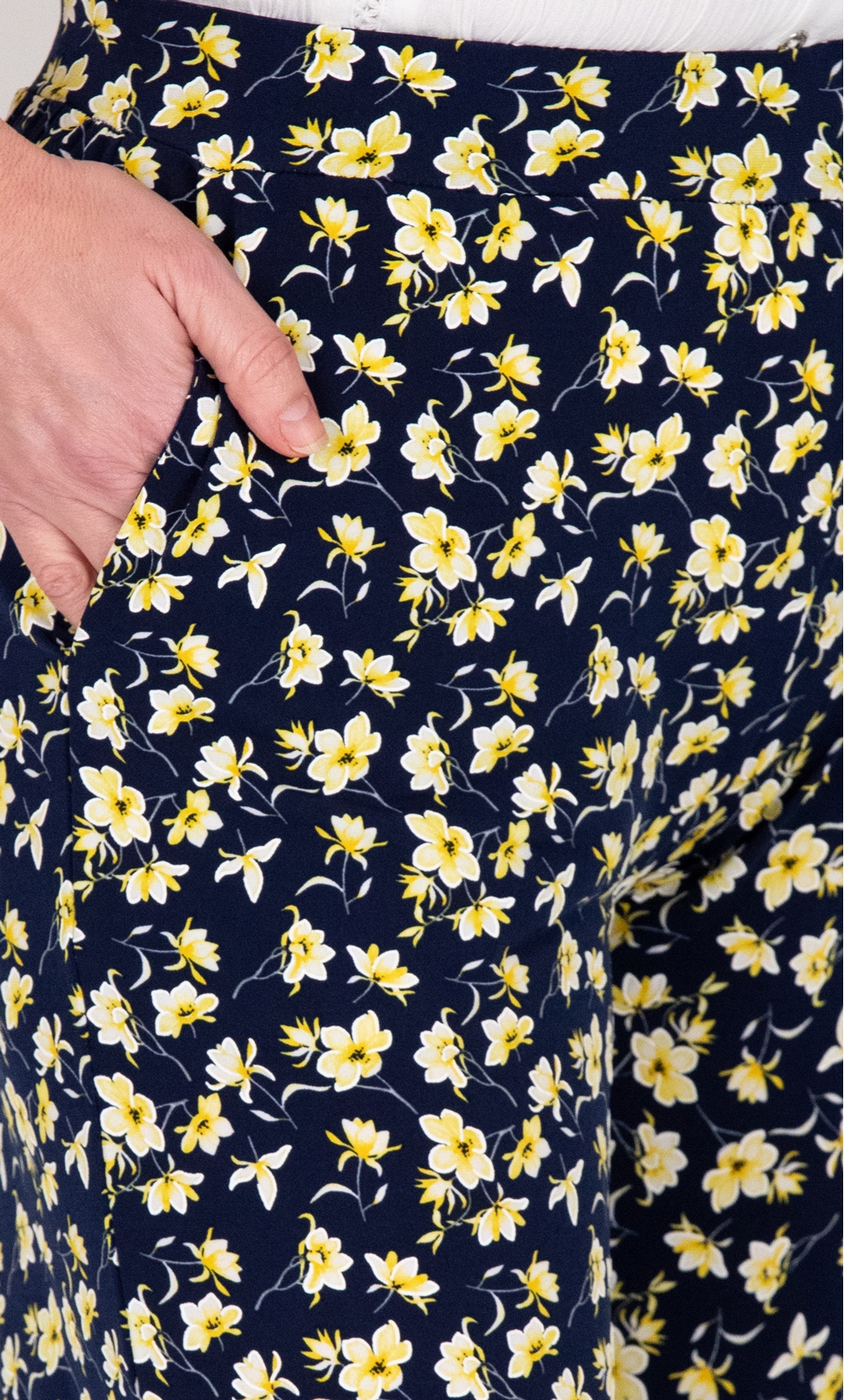 Anna Rose Floral Jersey Trousers