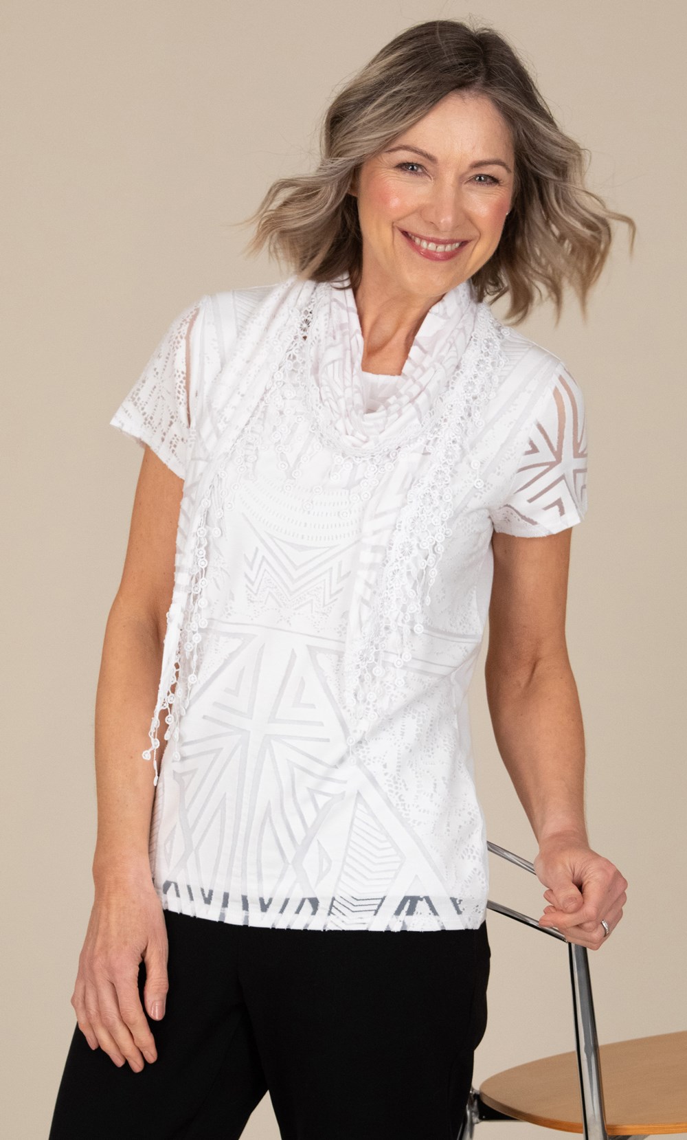 Anna Rose Short Sleeve Top With Scarf