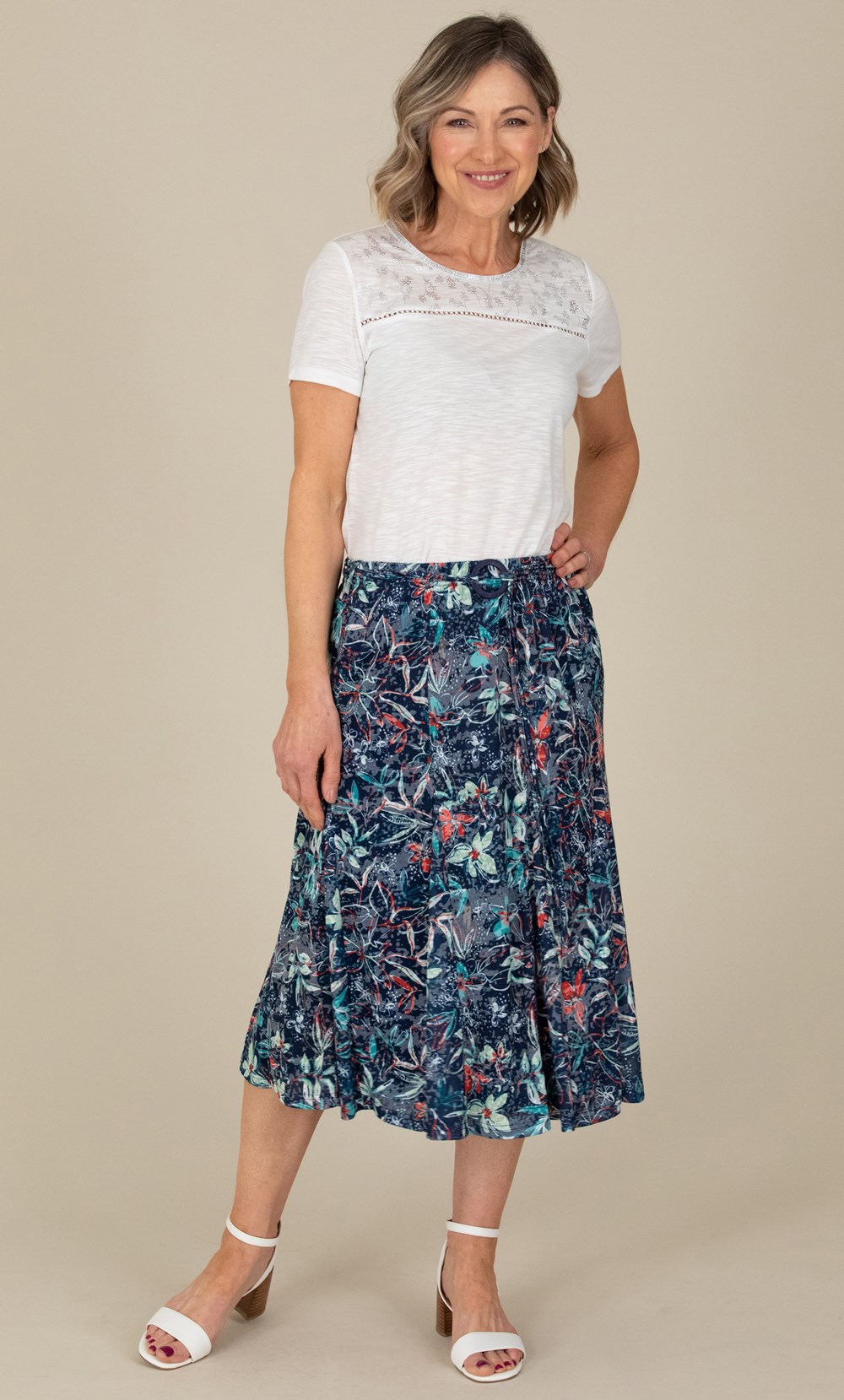 Anna Rose Botanical Print Pull On Midi Skirt