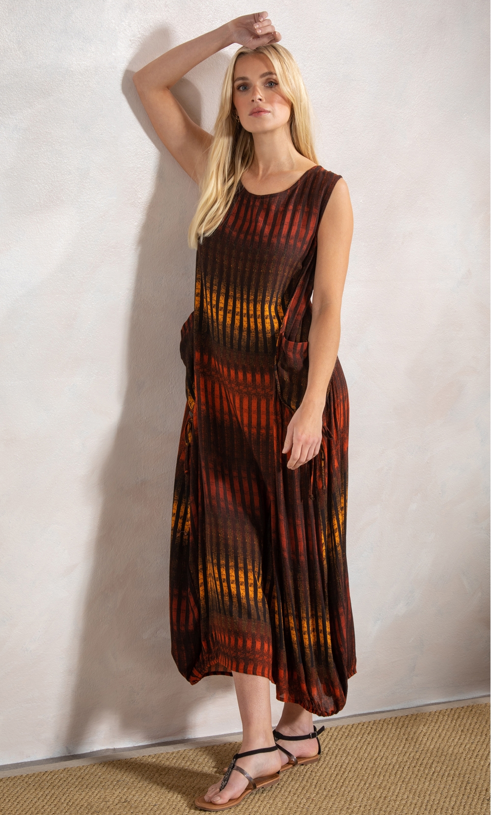 Oversized Stripe Print Sleeveless Maxi Dress
