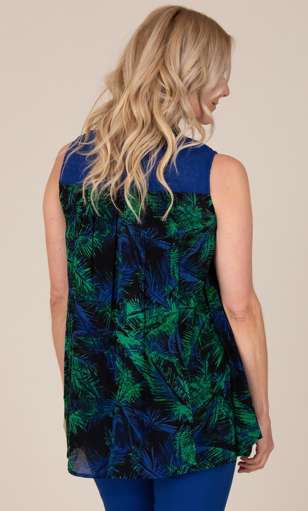 Embroidered Sleeveless Leaf Print Tunic