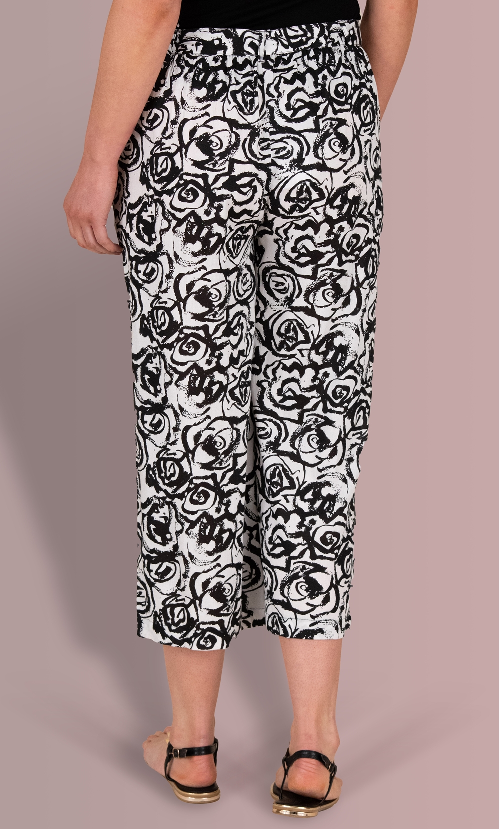 Floral Printed Wide Leg Cropped Trousers