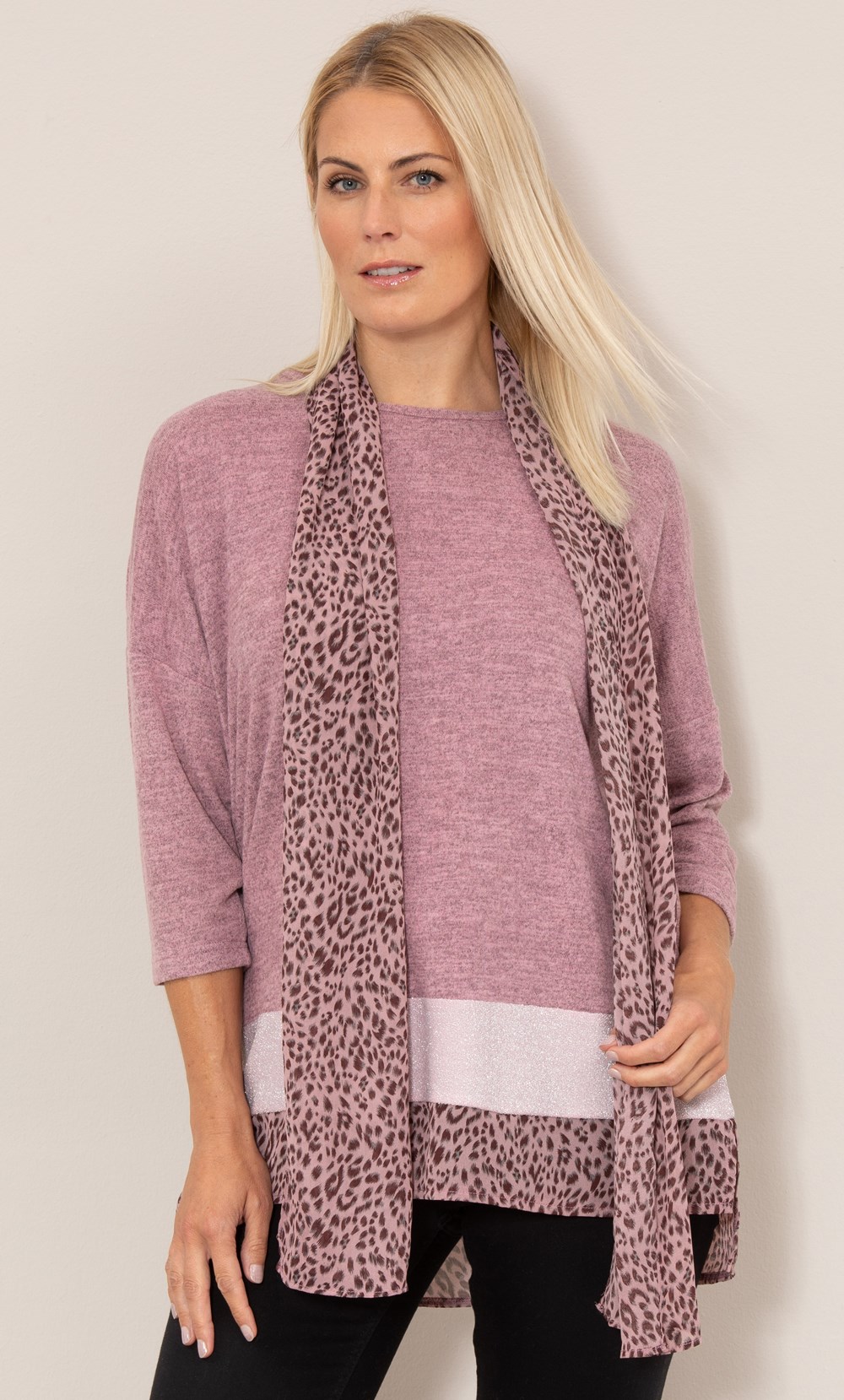 Oversized Knit Tunic With Georgette Scarf