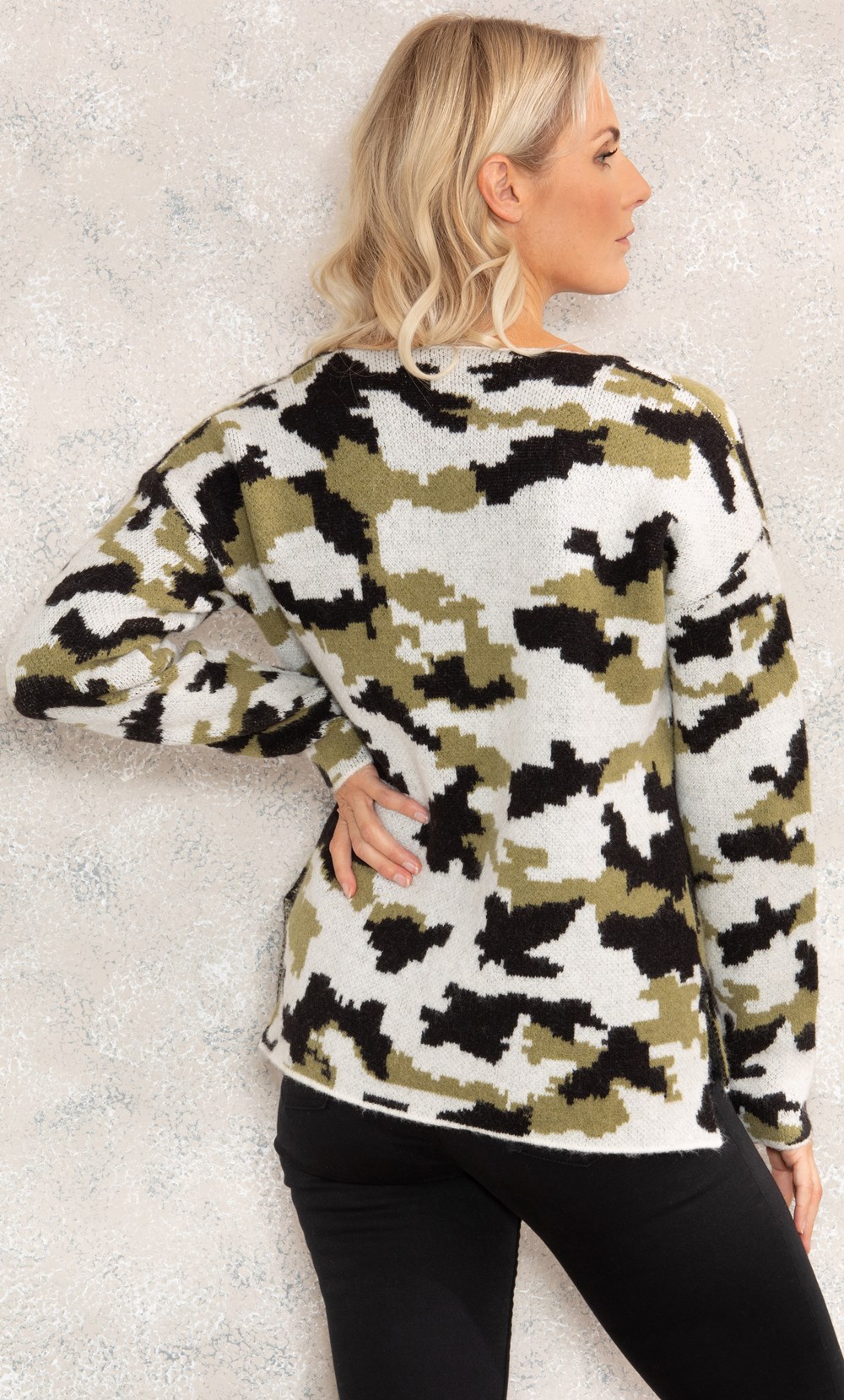 Camouflage Long Sleeve Knit Top