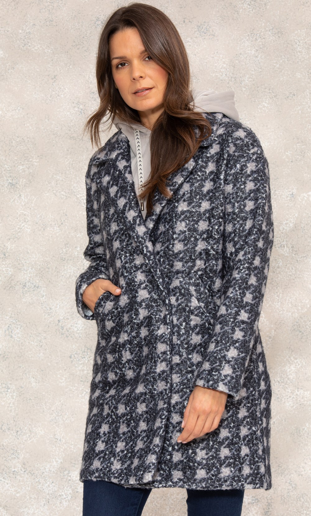 Houndstooth Boucle Double Breasted Coat in Blue | Klass