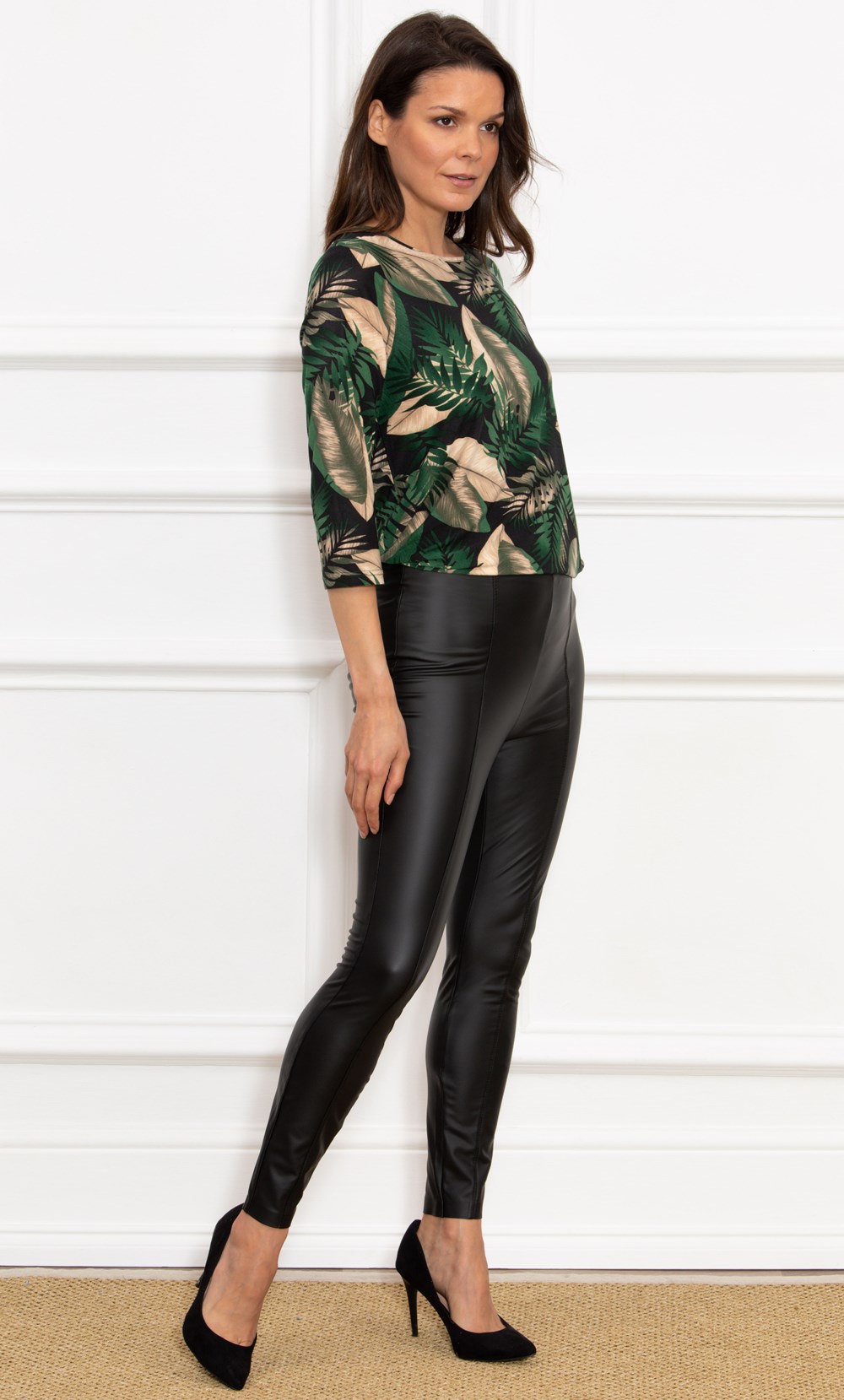 Faux Leather Jeggings in Black
