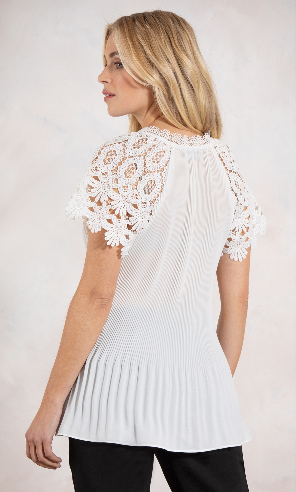 Lace Sleeve Pleated Top