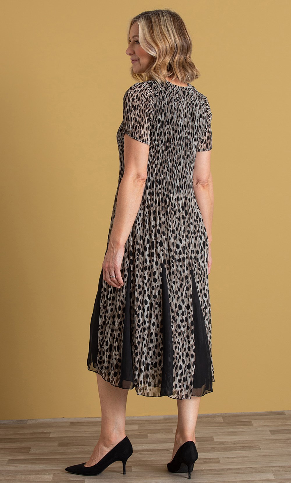 Anna Rose Animal Print Pleated Chiffon Dress