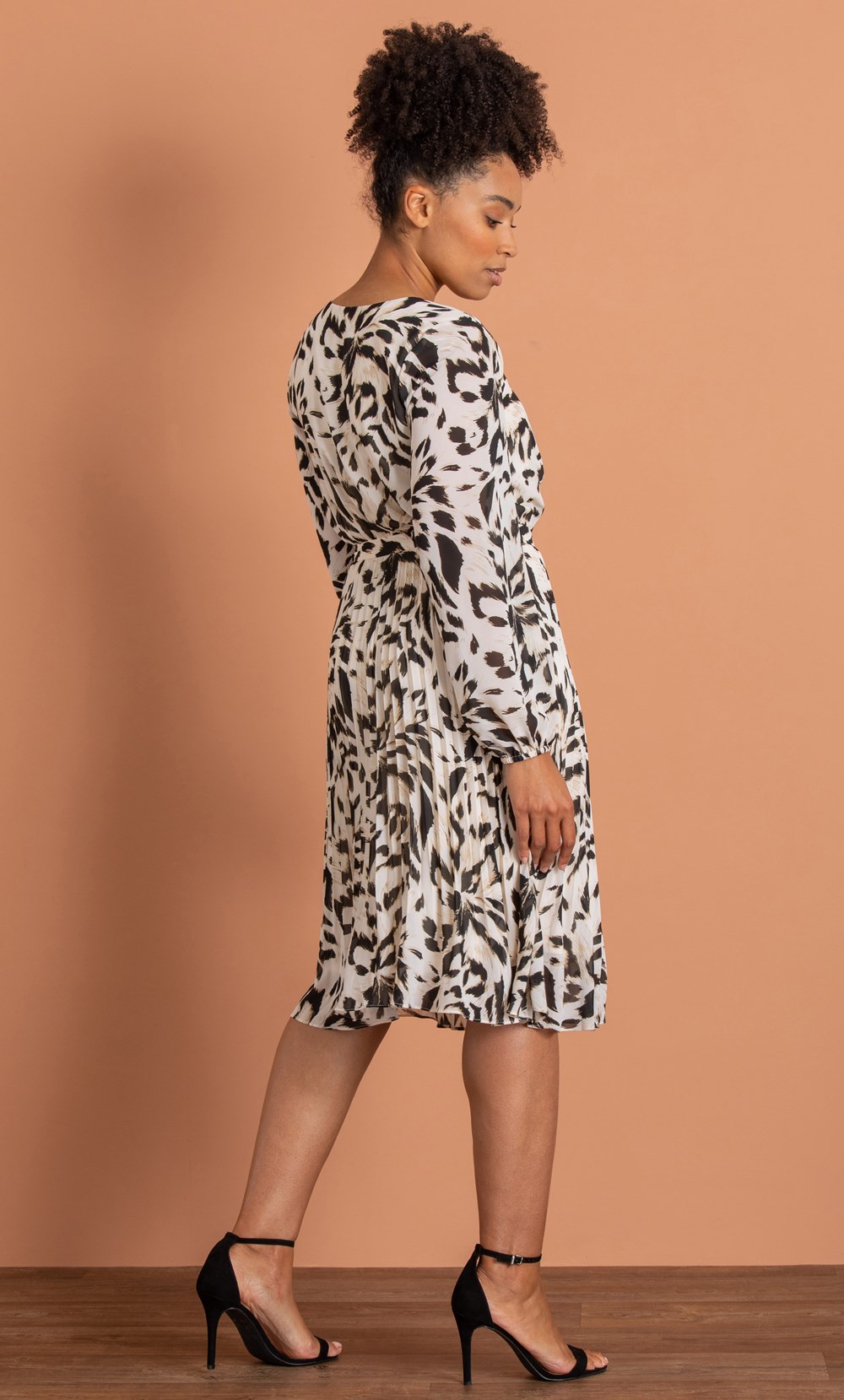 Pleated Animal Print Long Sleeve Chiffon Dress