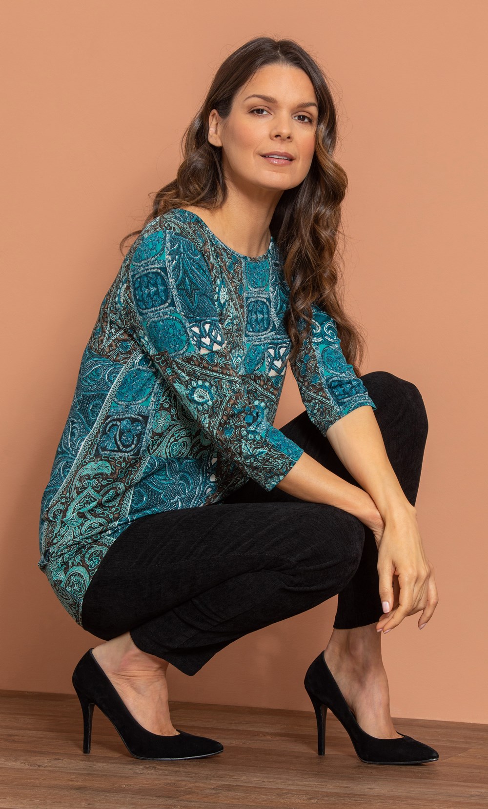 Tile Print Stretch Tunic Top