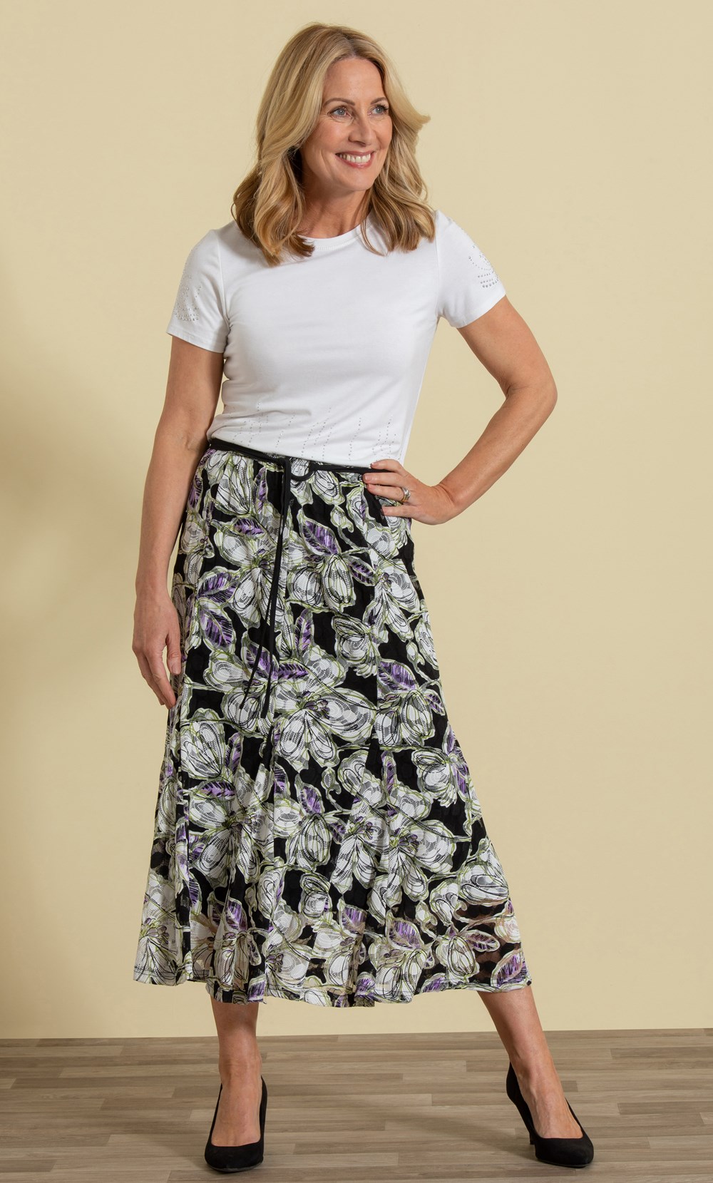 Anna Rose Textured Floral Mesh Midi Skirt in Black | Klass