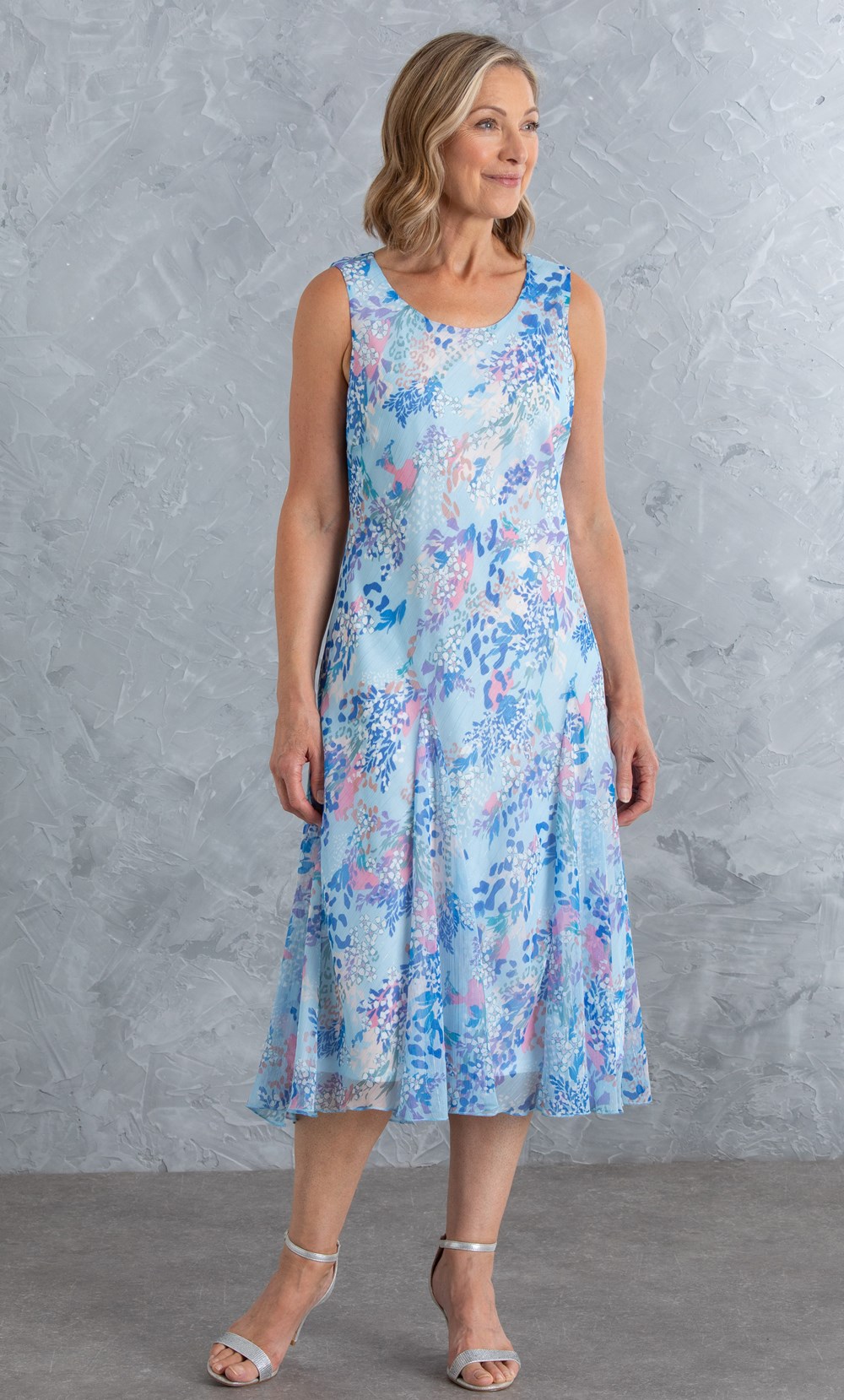 Anna Rose Bias Cut Floral Print Midi Dress in Blue | Klass