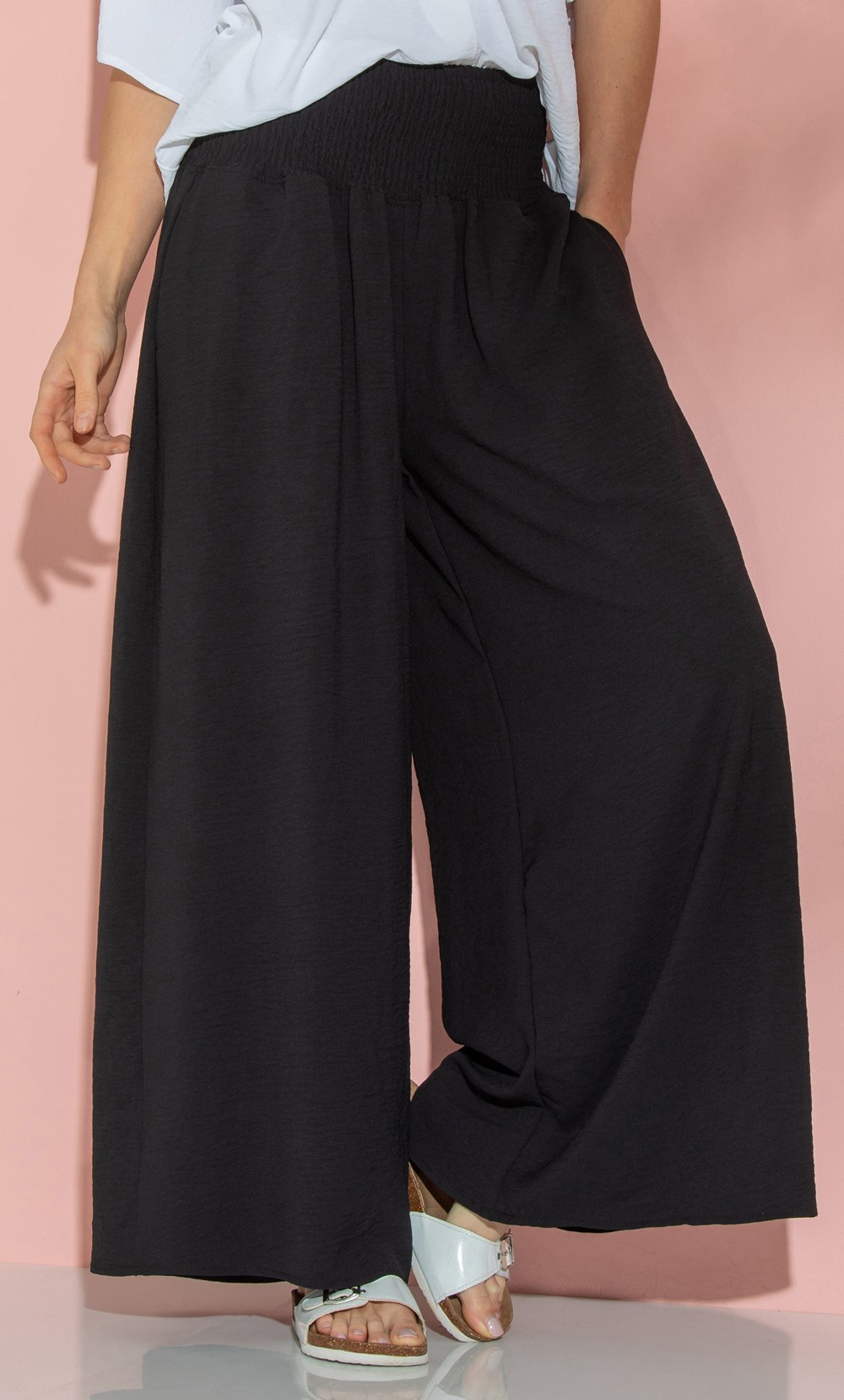 Wide Leg Crinkle Pull On Trousers