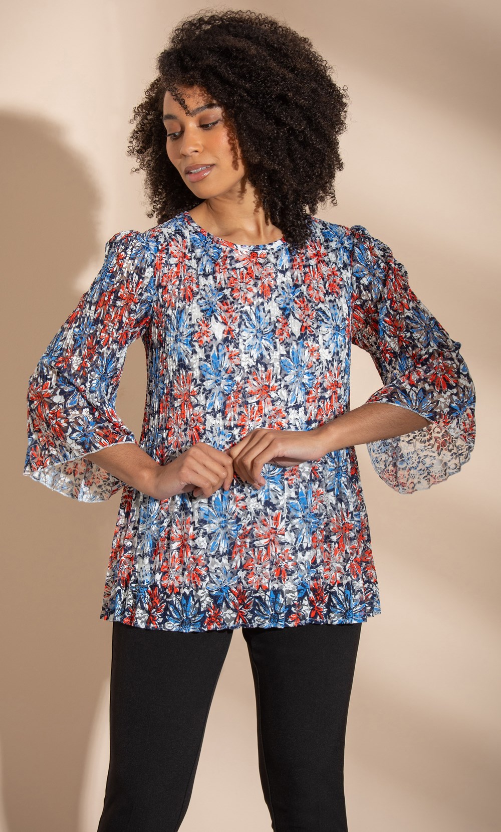 Floral Print Pleated Lace Top