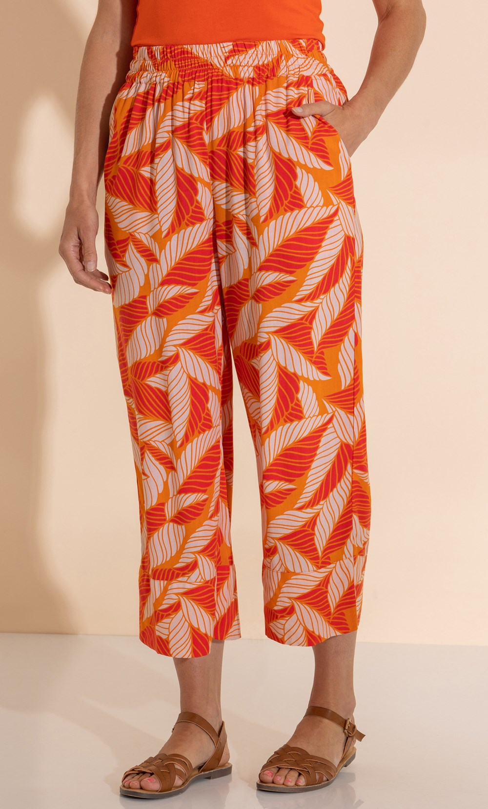 Printed Cropped Wide Leg Trousers
