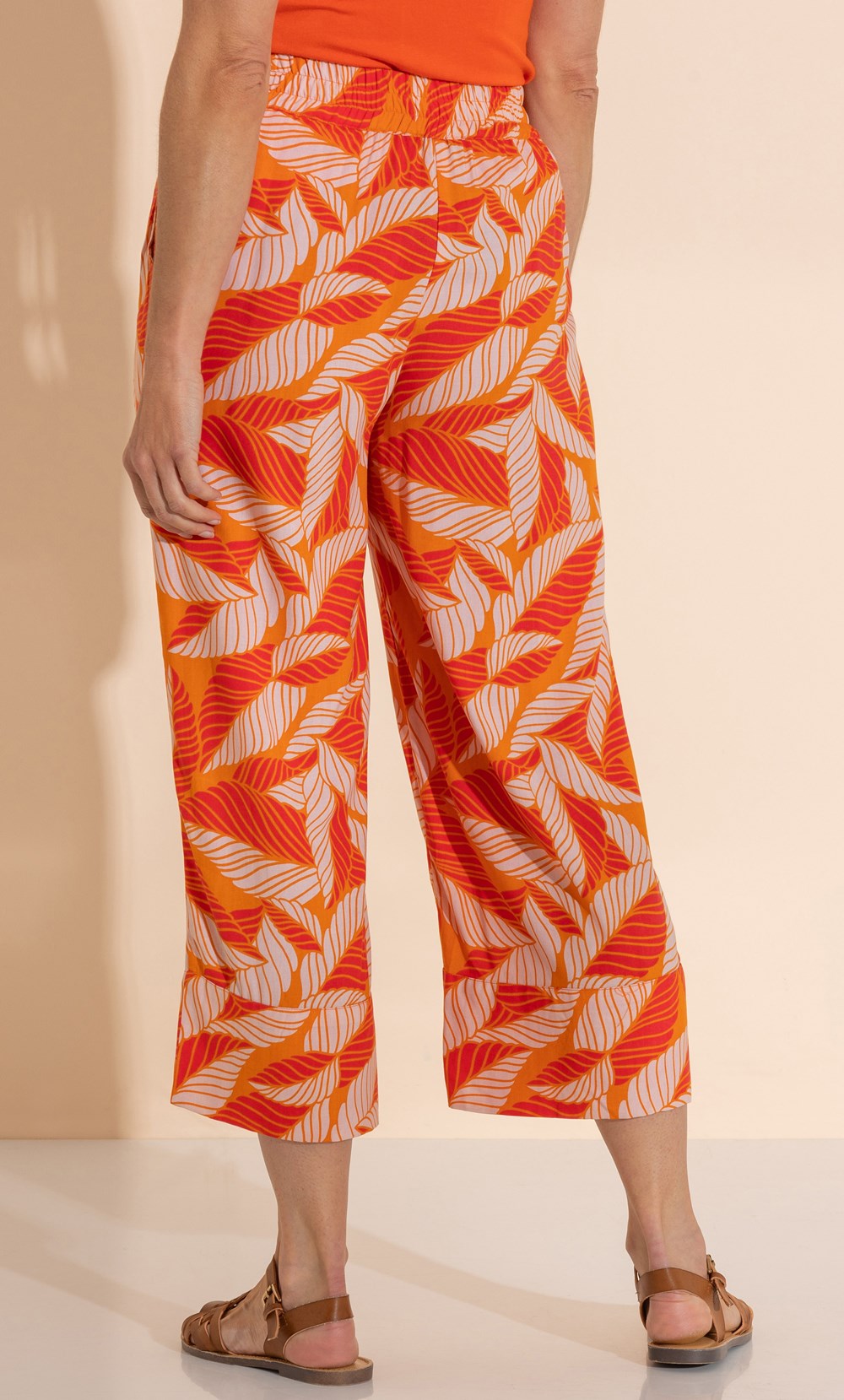 Printed Cropped Wide Leg Trousers