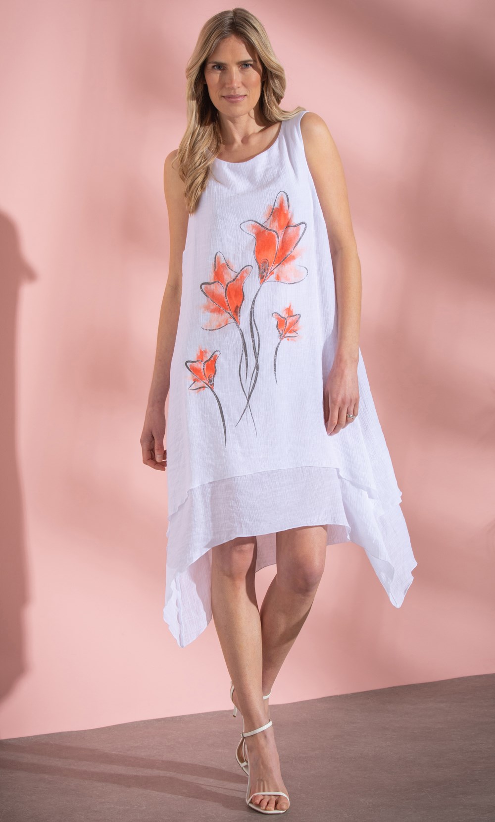 Klass Layered Dip Hem Placement Print Sleeveless Dress White/Poppy Women’s