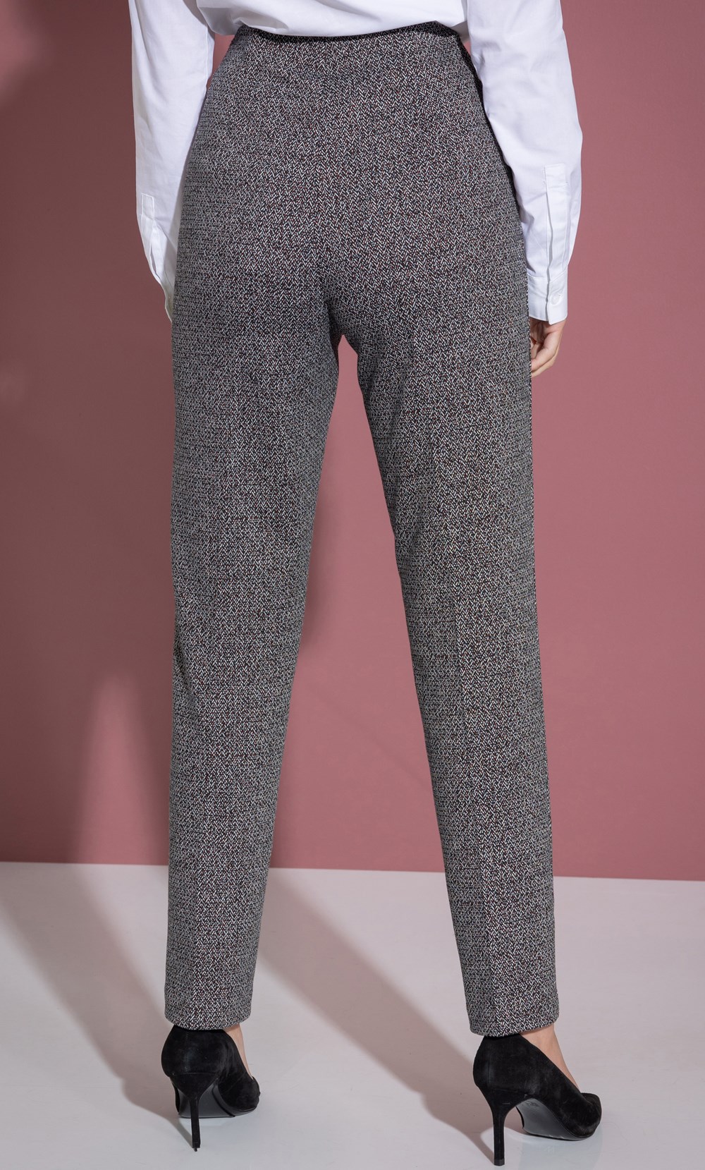 Slim Leg Pull On Jacquard Knit Trousers