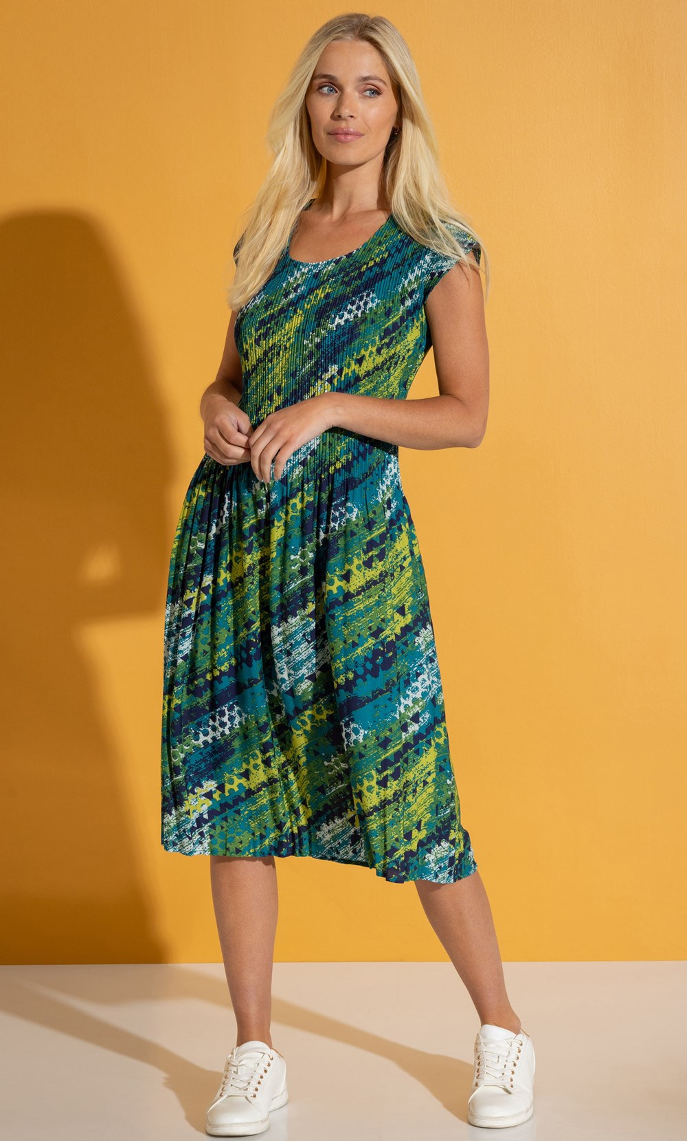 Pleated Print Dress in Multi | Klass