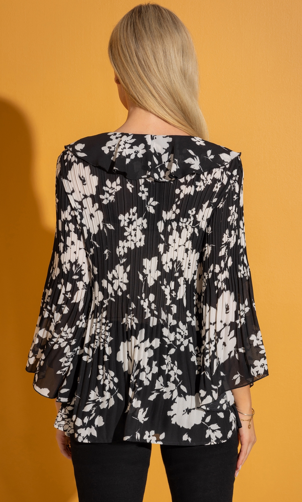 Floral Print Pleated Georgette Top