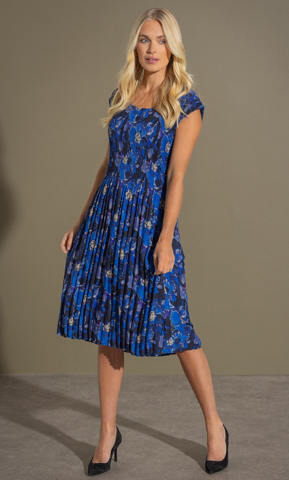 Pleated Floral Print Dress in Blue | Klass