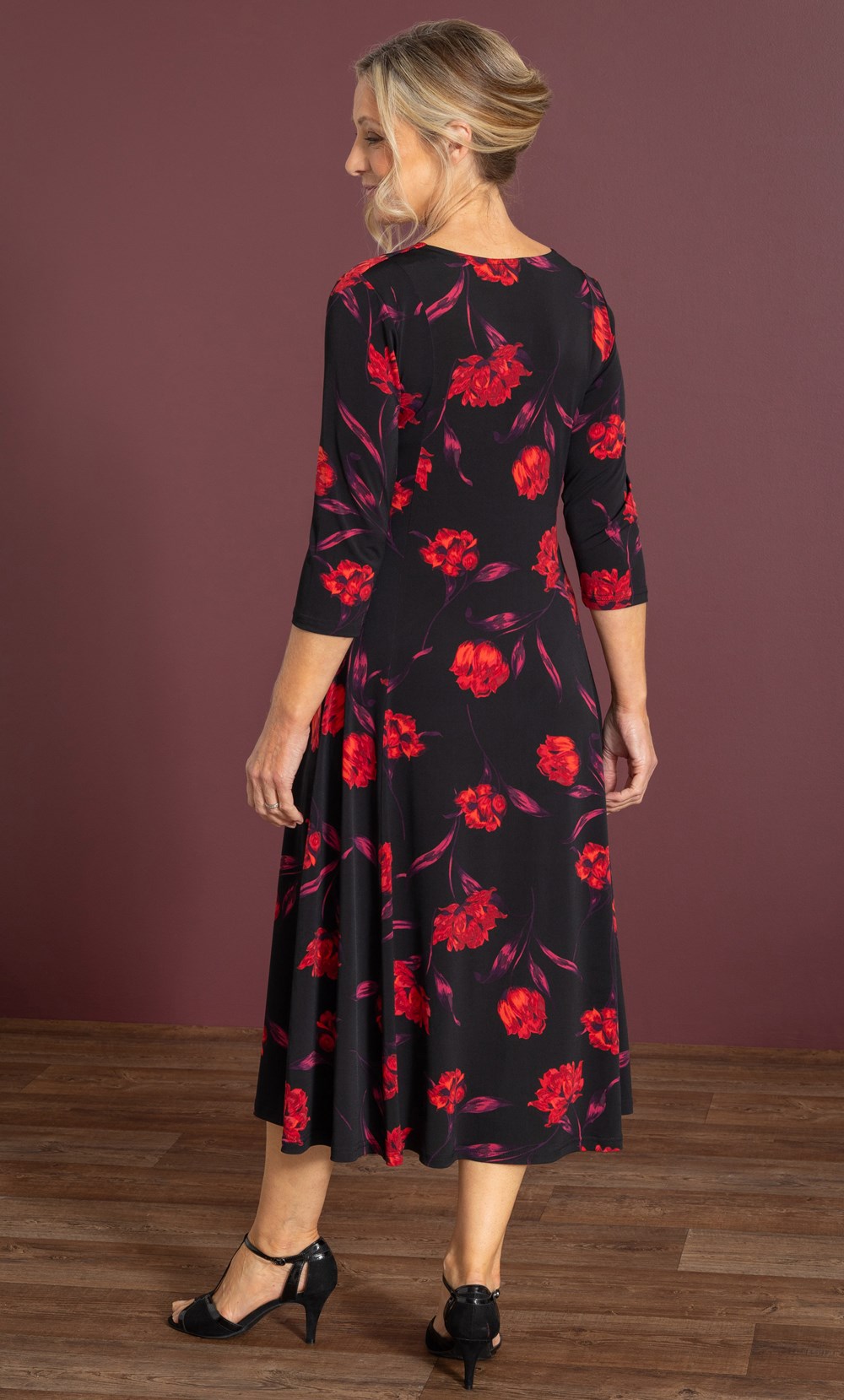 Anna Rose Floral Print Jersey Midi Dress in Multi | Klass