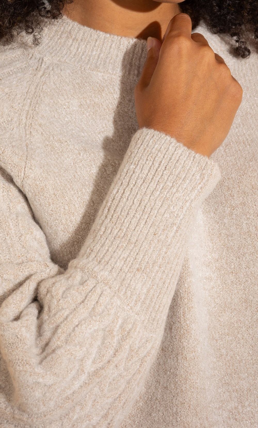 Cable Sleeve Jumper