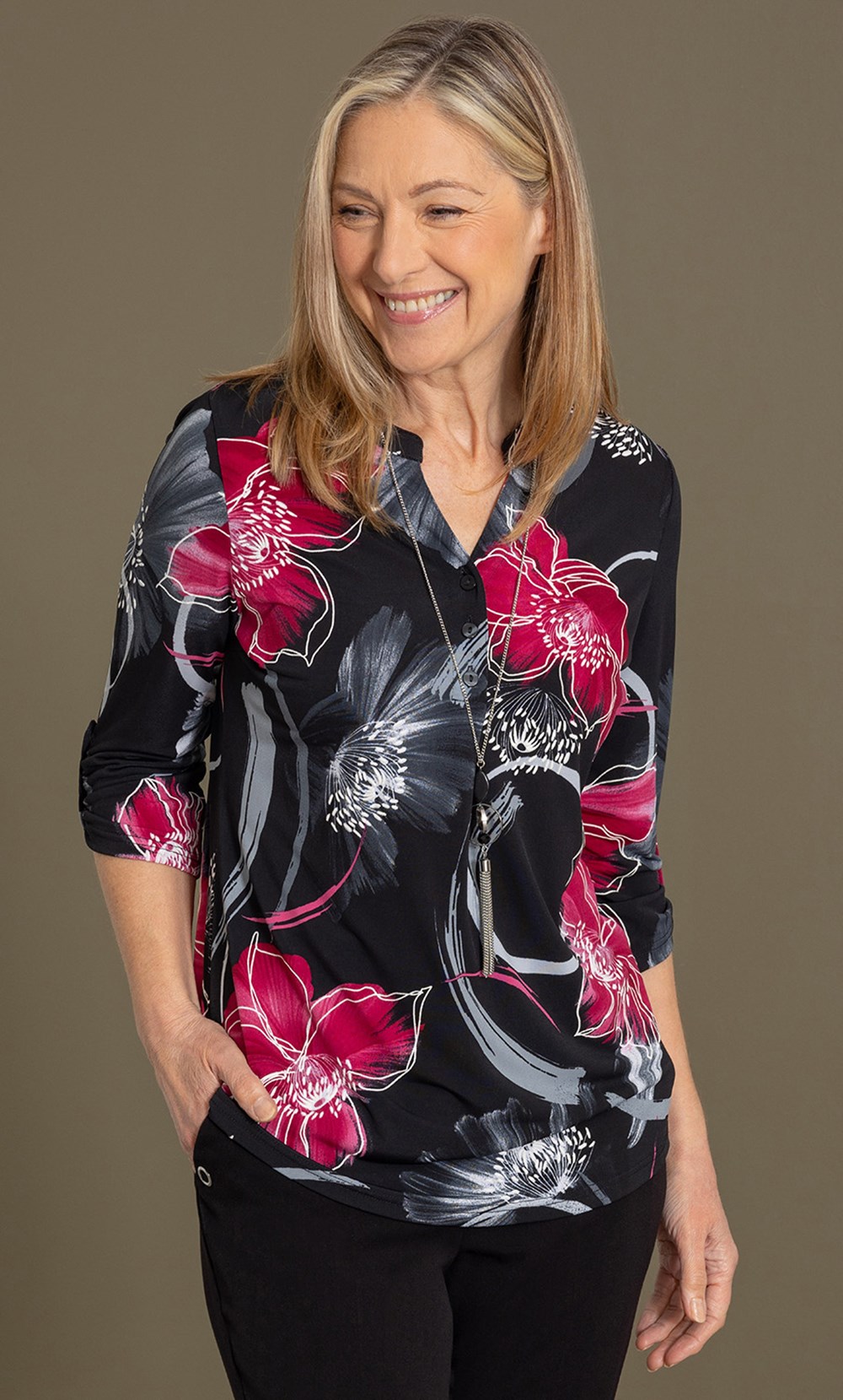 Brands - Anna Rose Anna Rose Textured Floral Print Top With Necklace Black/Pink Multi Women’s