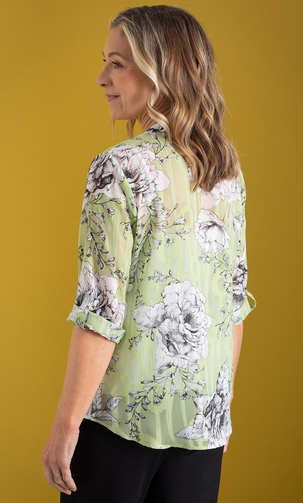Anna Rose Garden Print Blouse With Necklace