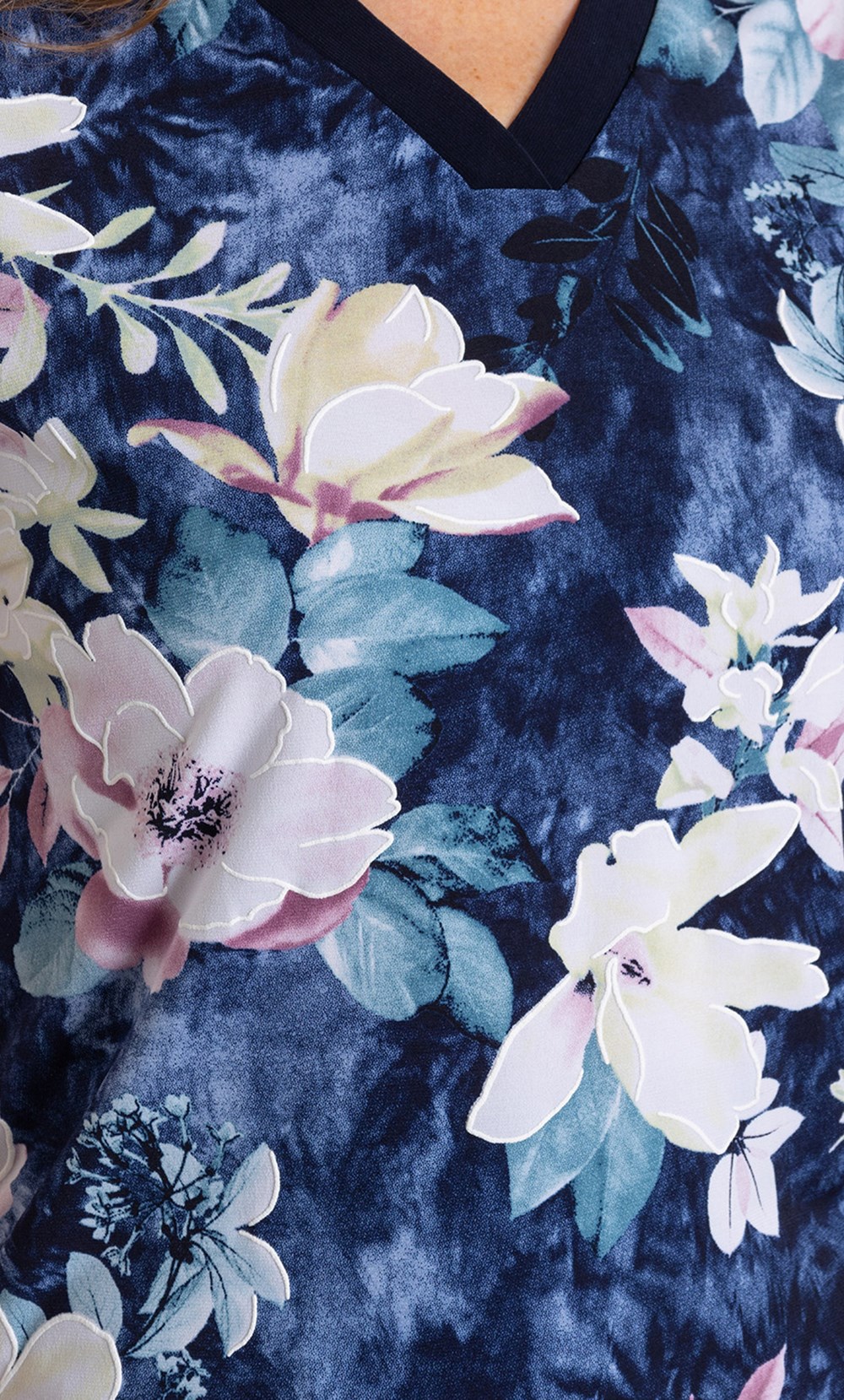 Anna Rose Textured Garden Print Top