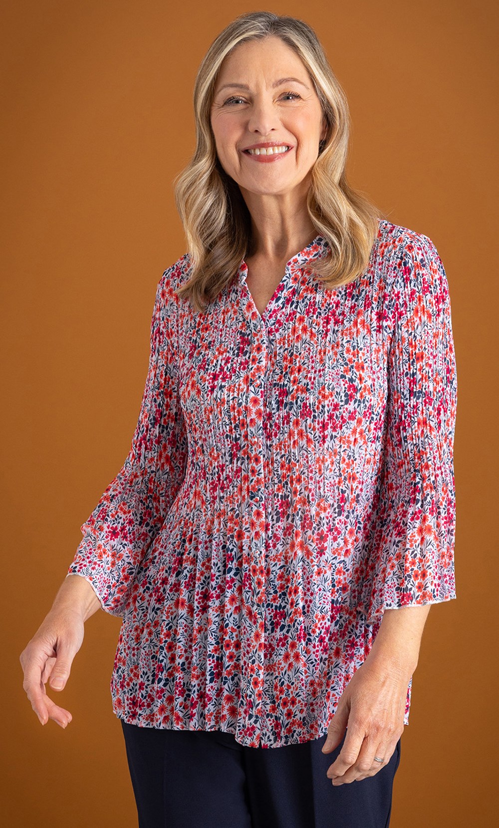 Anna Rose Floral Print Pleated Blouse