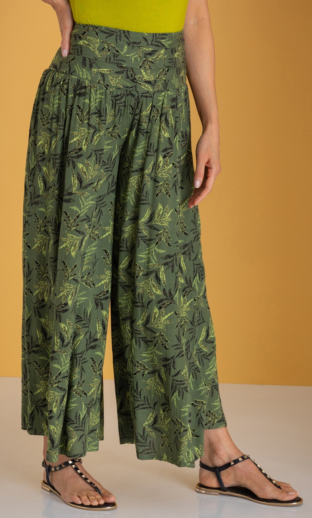 Leaf Print Palazzo Trousers