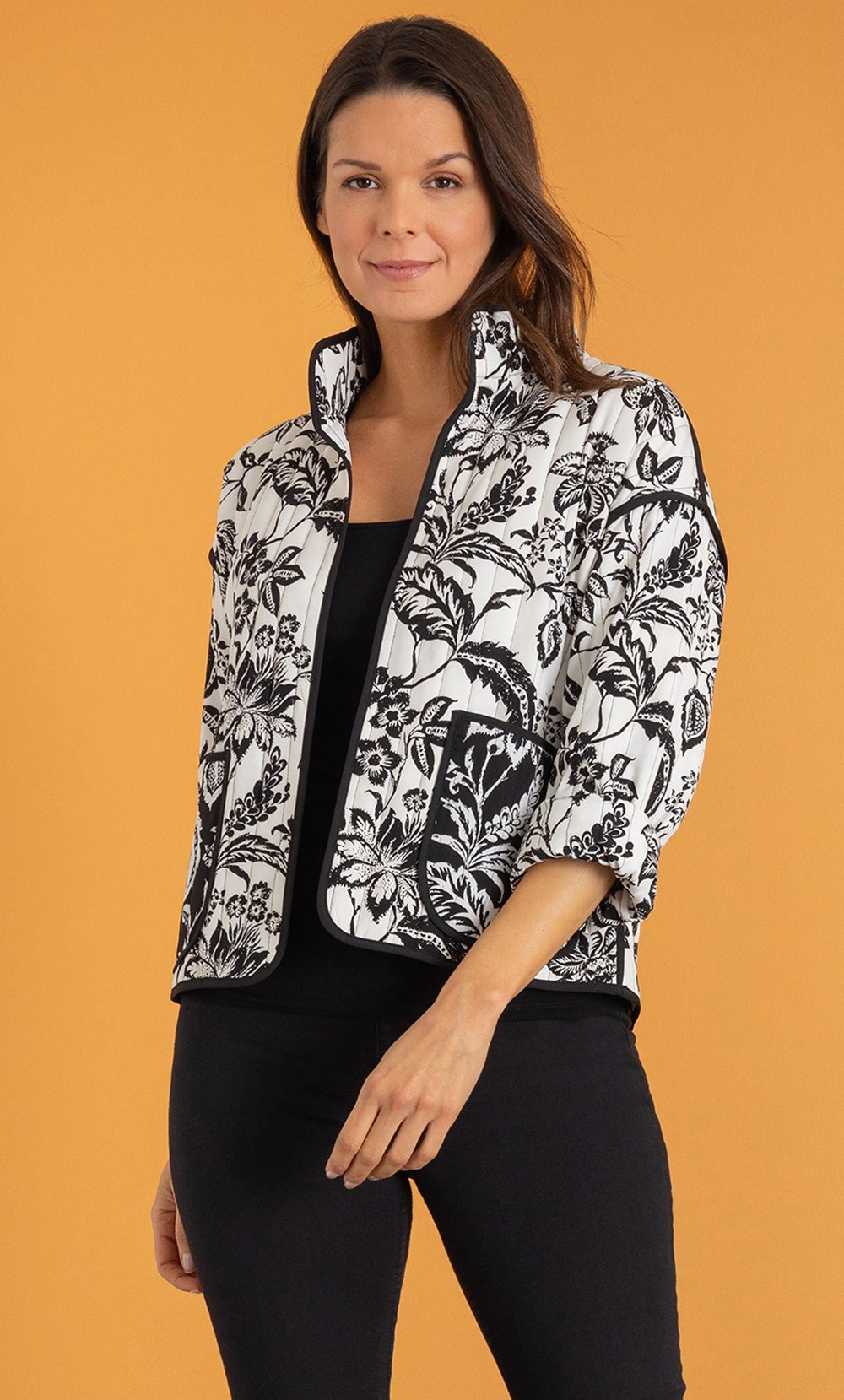 Brands - Klass Botanical Print Quilted Jacket Black/White Women’s