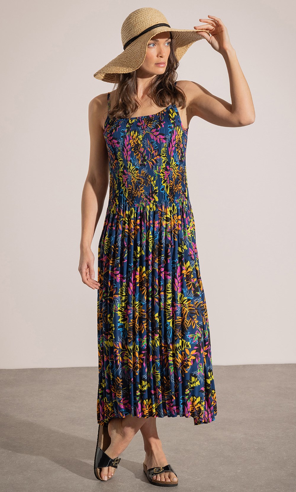 Floral Print Strappy Maxi Dress
