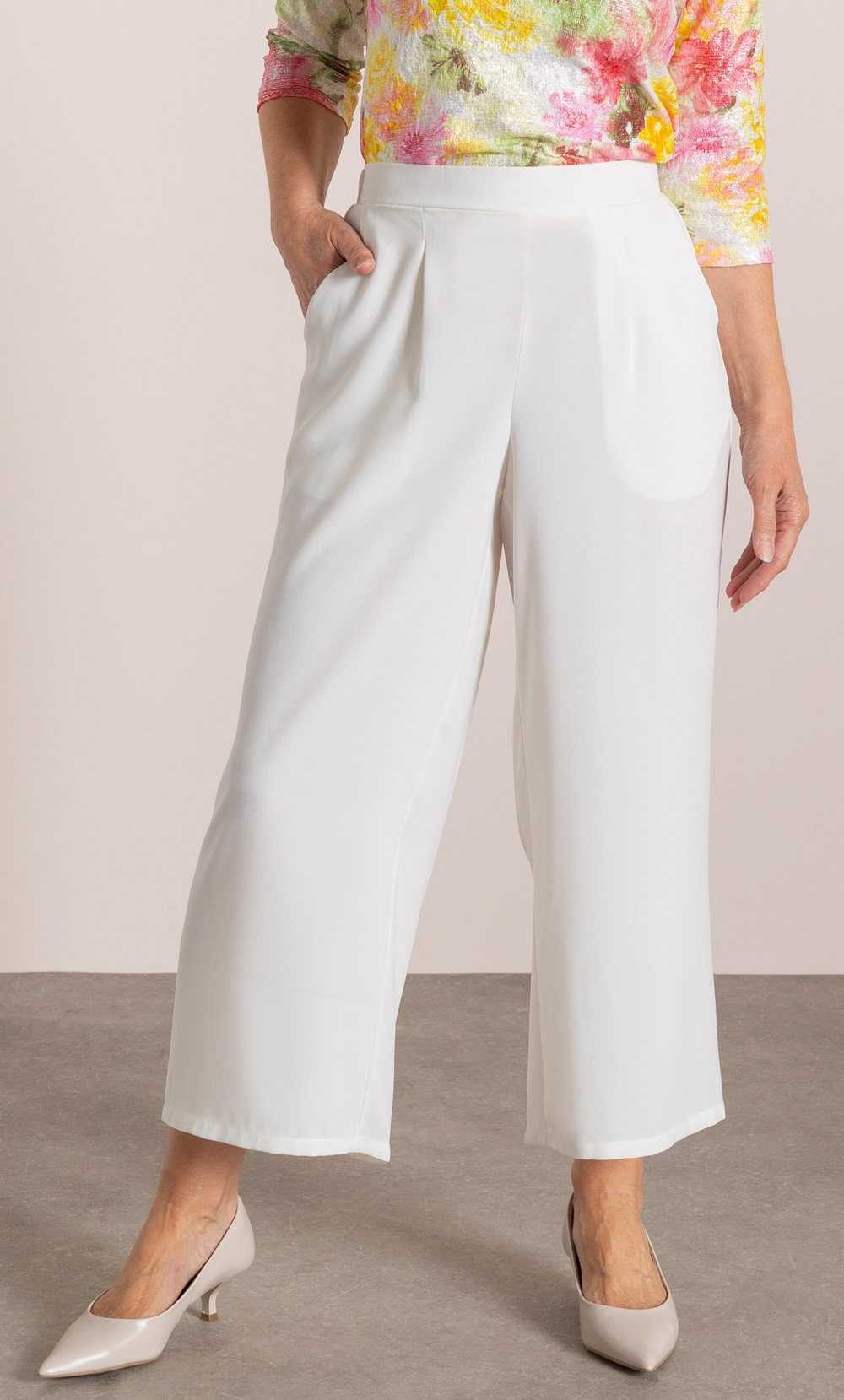Anna Rose Wide Leg Cropped Trousers