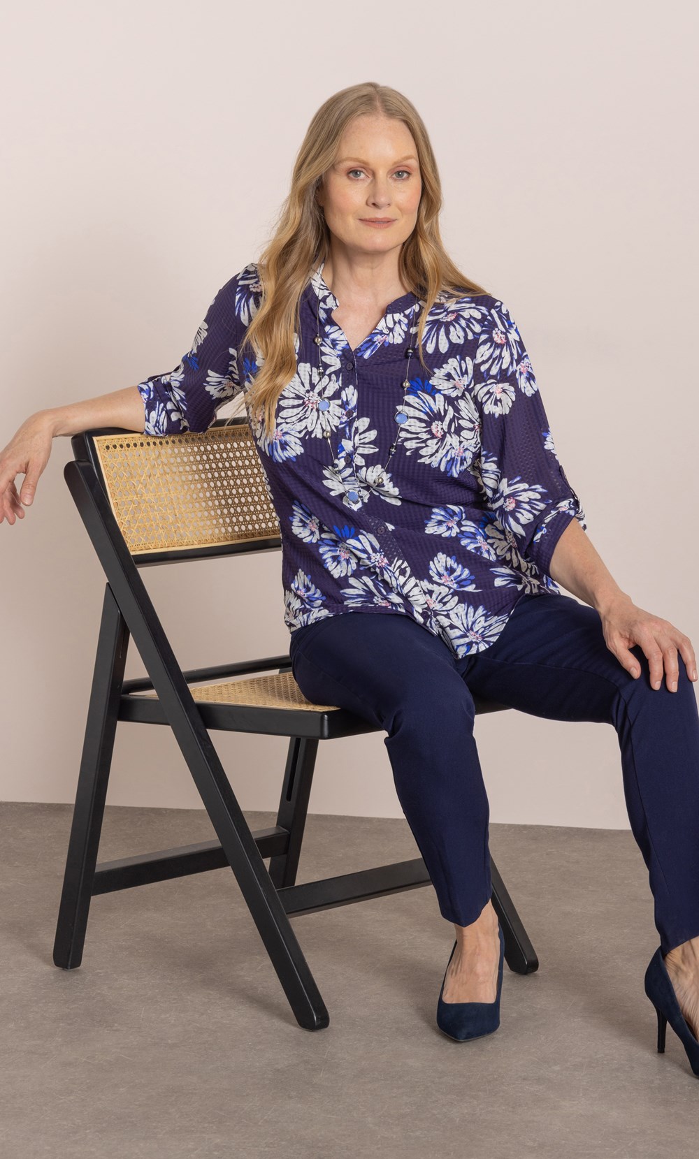 Anna Rose Printed Blouse With Necklace