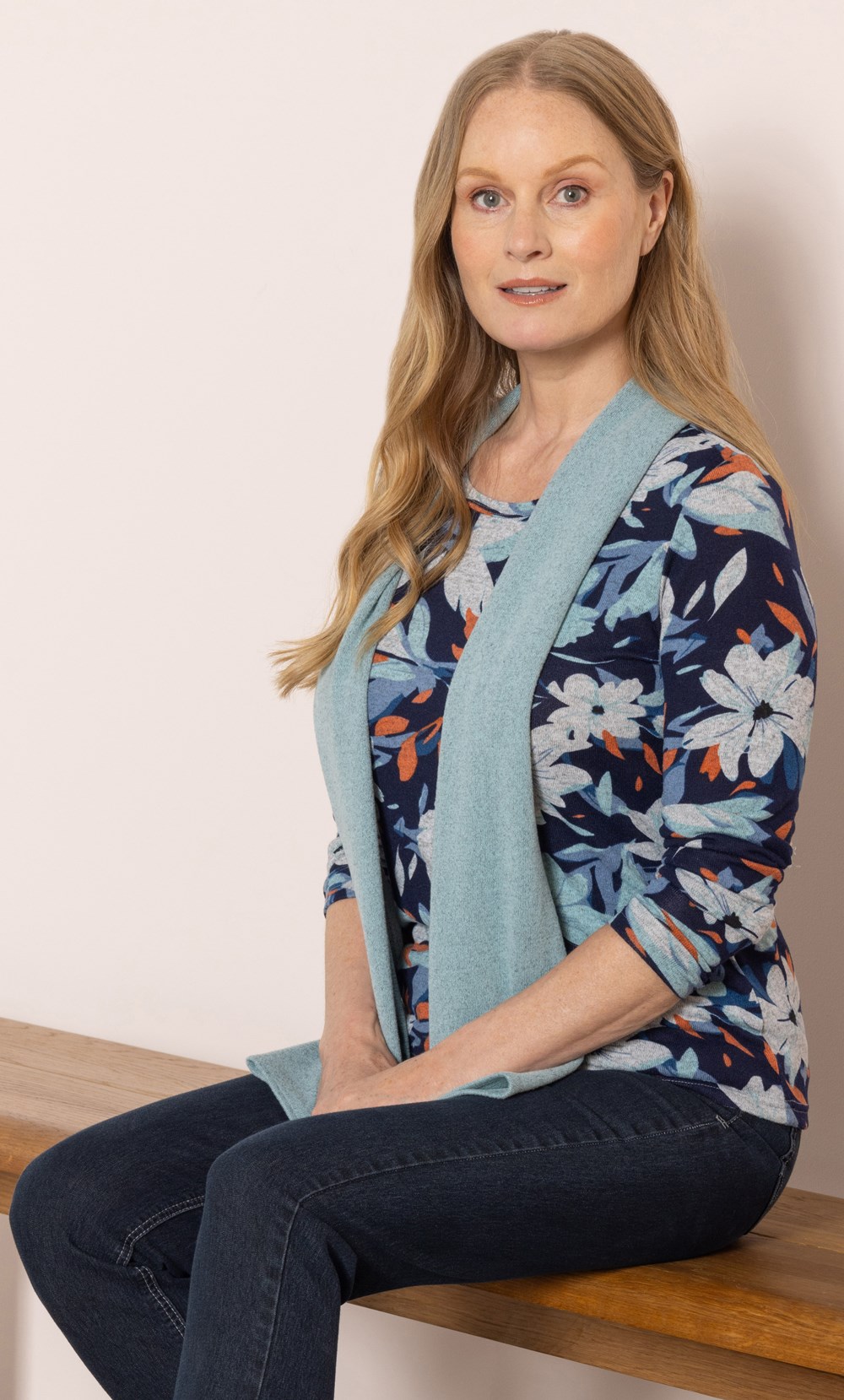 Anna Rose Floral Printed Brushed Knit Top With Scarf