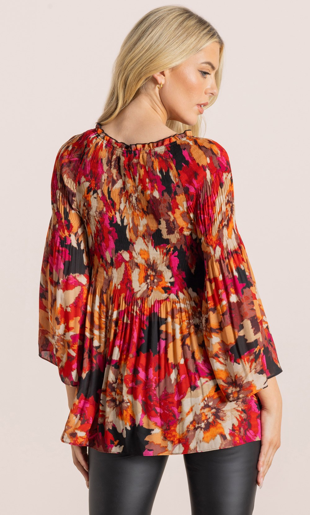 Floral Print Pleated Top