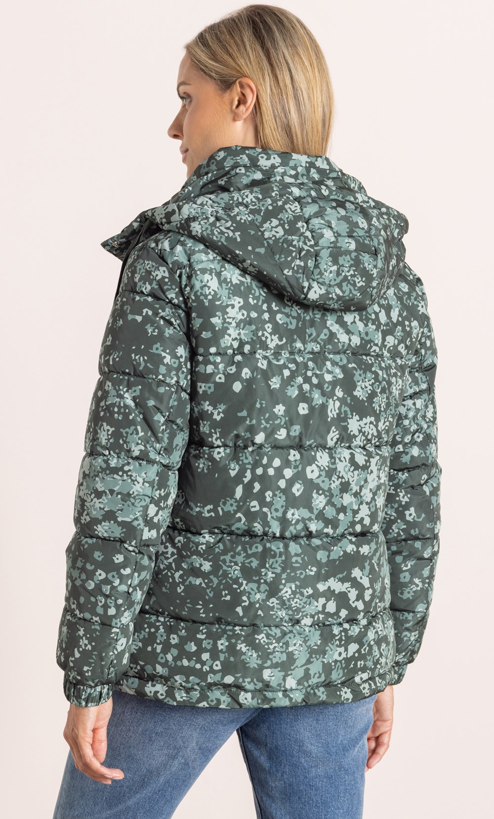 Camouflage Printed Short Puffer Jacket