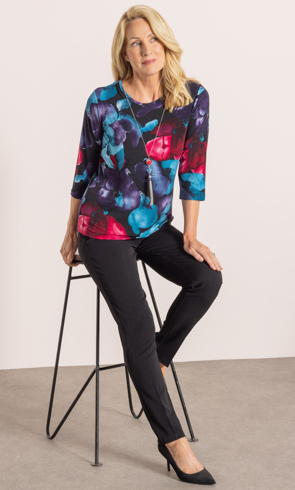 Anna Rose Floral Print Top With Necklace