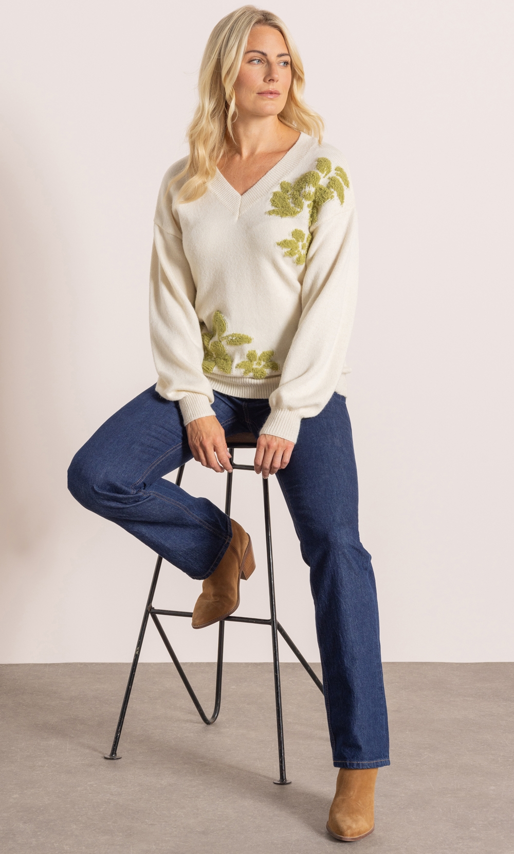 V Neck Floral Jumper