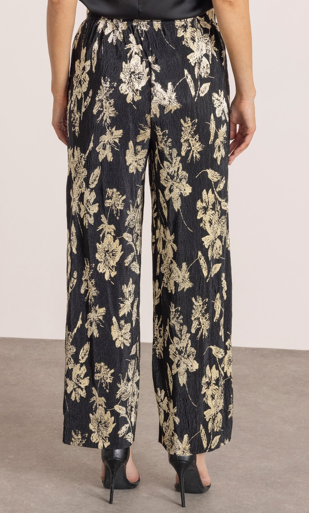 Floral Shimmer Print Plisse Wide Leg Trousers