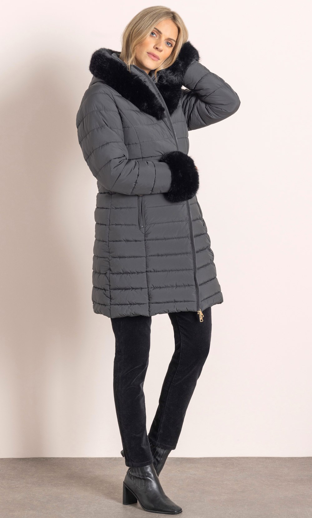 Faux Fur Trimmed Hooded Puffer Coat