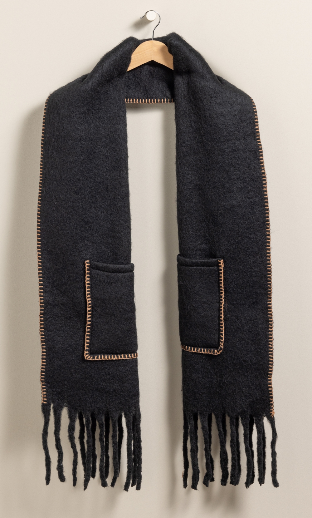 Blanket Stitch Pocket Brushed Knit Tassel Scarf