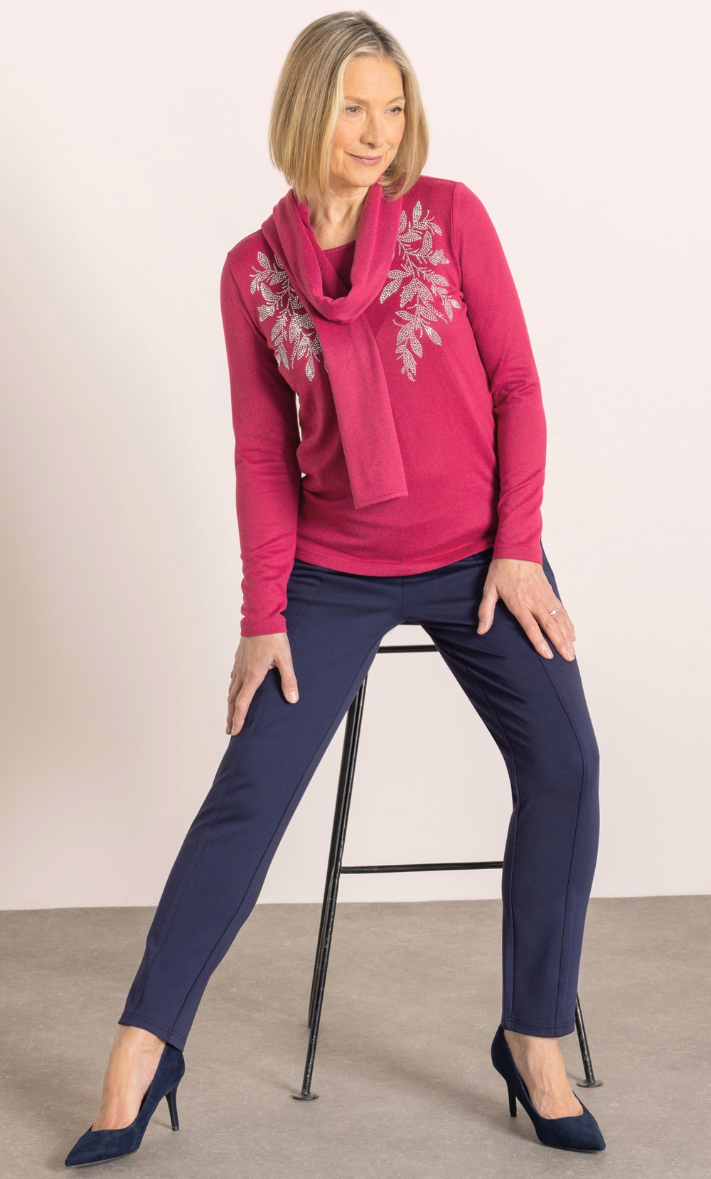 Anna Rose Embellished Jumper With Scarf