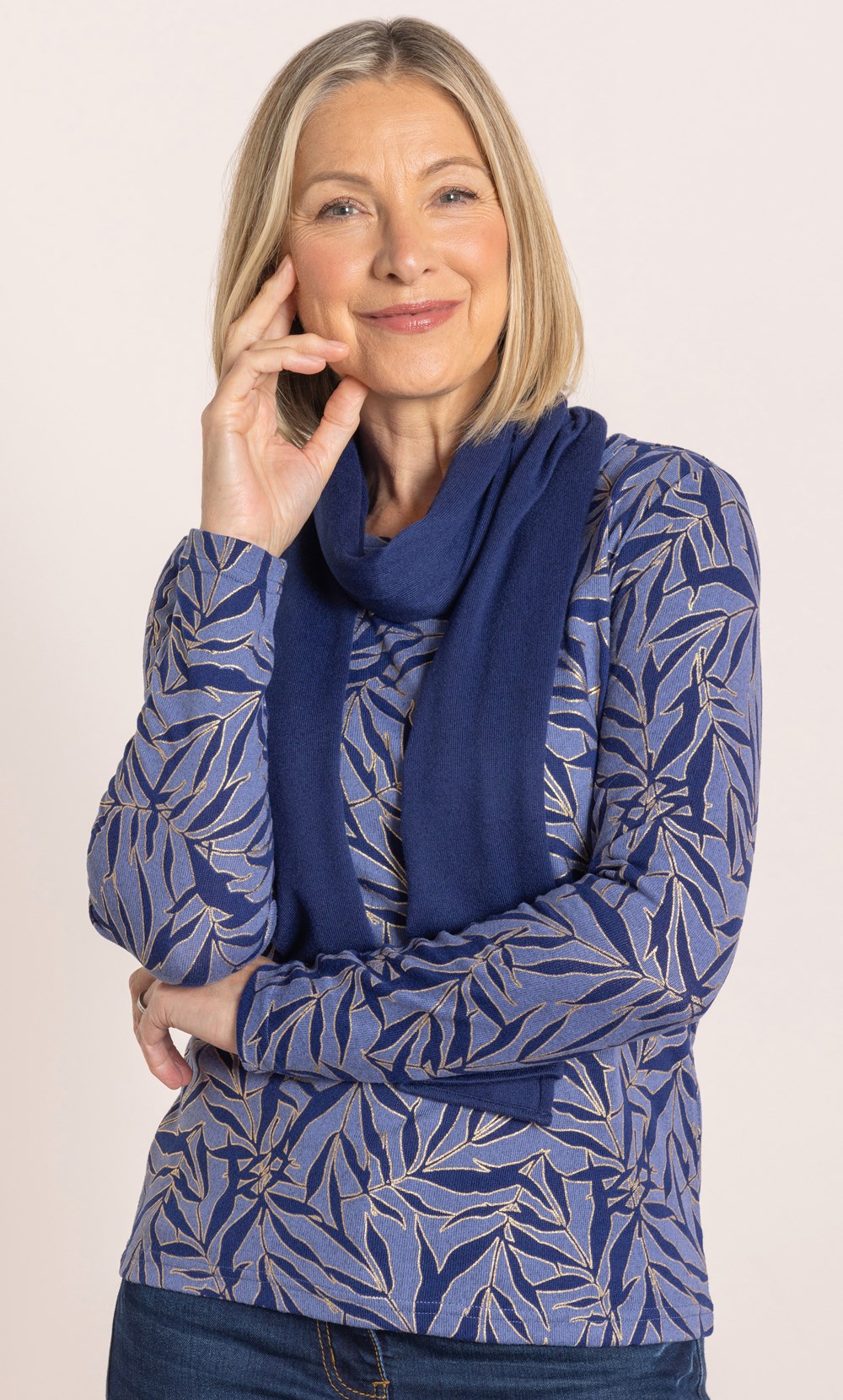 Anna Rose Shimmer Leaf Print Jumper With Scarf