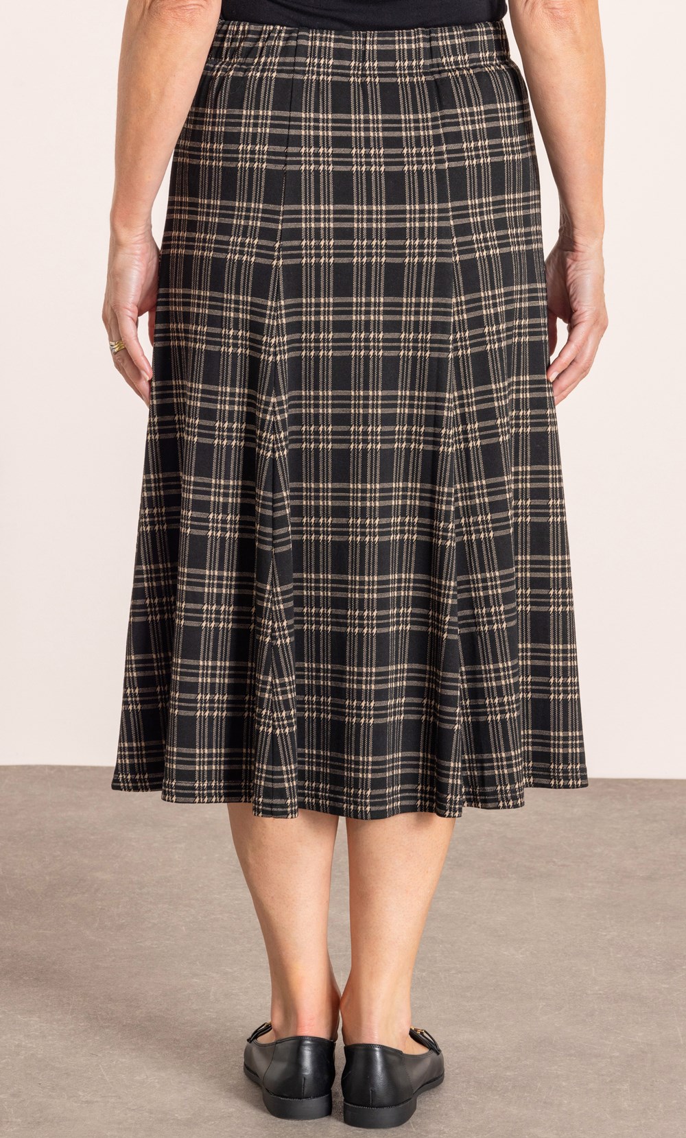 Anna Rose Pull On Checked Skirt