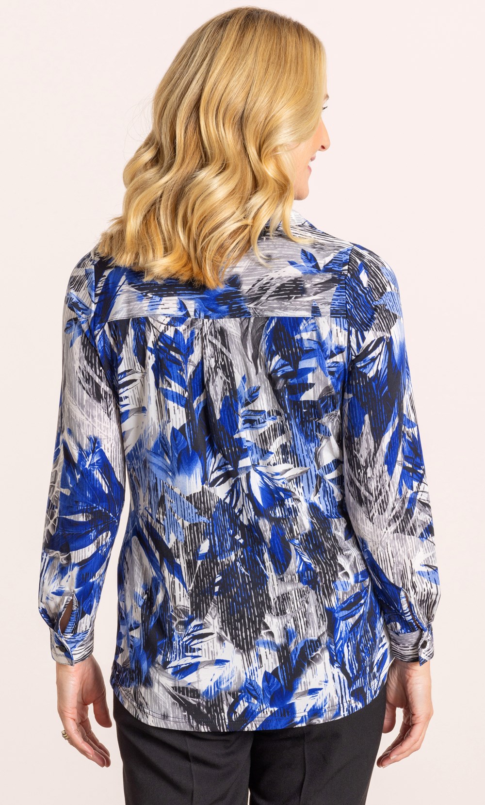 Anna Rose Floral Printed Blouse With Necklace